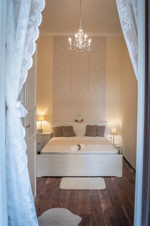 1 chambre, fer et planche à repasser, Wi-Fi, draps fournis
