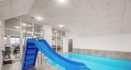 Beautiful pool house with outdoor spa, built in 2022.