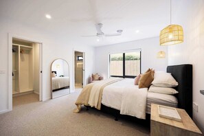 4 bedrooms, iron/ironing board, travel cot, WiFi