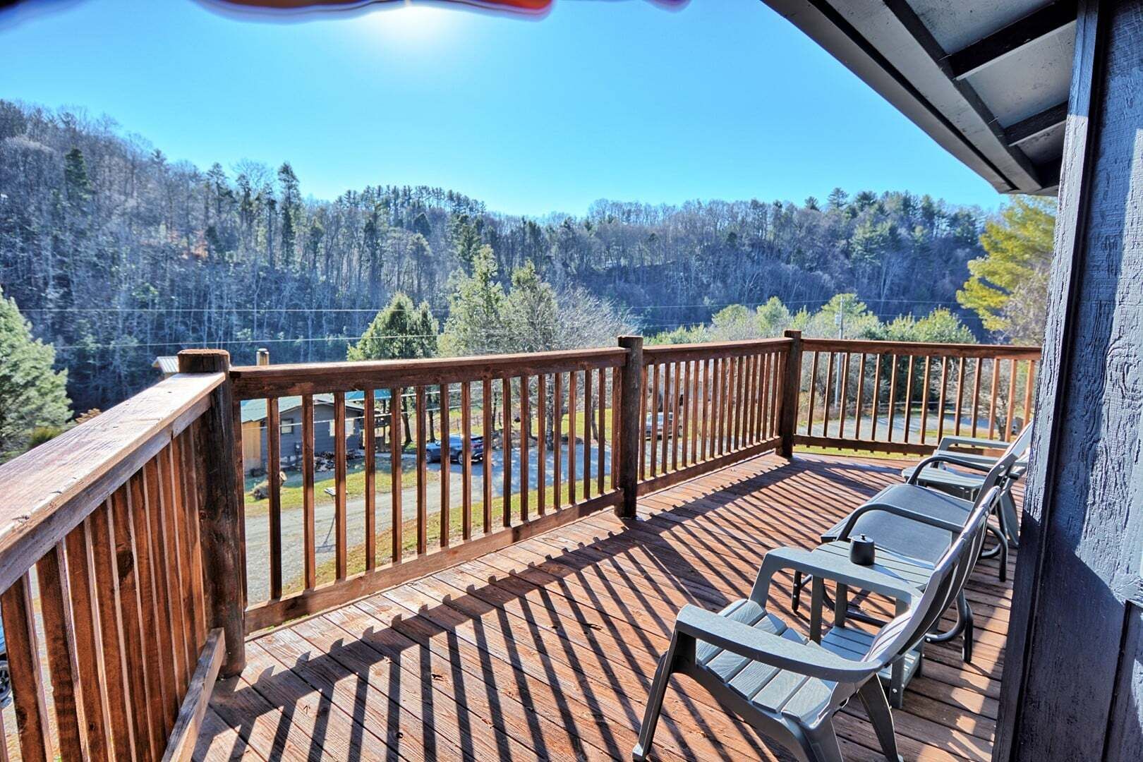 المنطقة المحيطة بالمنشأة