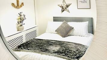 1 多间卧室、办公桌、熨斗/熨衣板、免费 WiFi