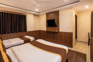 Deluxe Room | 1 bedroom, free WiFi