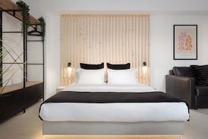1 bedroom, Egyptian cotton sheets, premium bedding, memory-foam beds - Syntagma Serenity Suites (Athens)