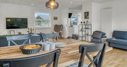 Lovely holiday home, renovated in 2024, located in Hanstholm by the North Sea.