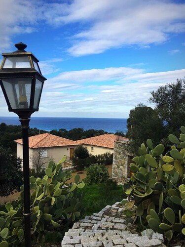 Superb T2 sea view with pool