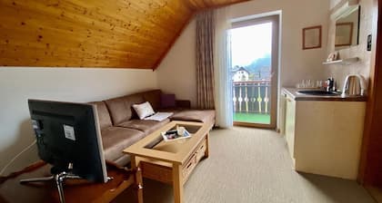 Höllwirt Zimmer mit Balkon Nr. 3