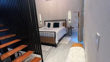 Luxury Chalet, Mountain View | 1 bedroom, Egyptian cotton sheets, premium bedding, free WiFi