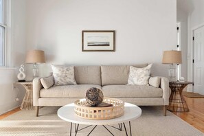 Téléviseur, bureau