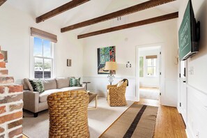 Televisie en een kantoor