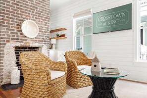 Interior - Luxurious 4BR Downtown Home - Walkable! (Charleston)