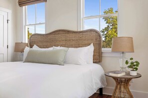 3 bedrooms, desk, iron/ironing board, travel crib - Stylish 3BR Downtown Escape - Steps to KING ST! (Charleston)