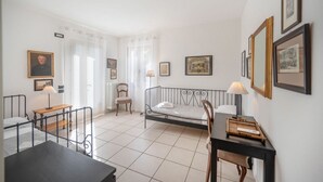 Room - ApartmentsGarda - Ca' Capre 1 (GARDA)