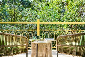 Villa | Balcony
