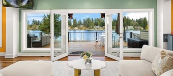 Serene Waterfront Escape w/ Amazing View & Hot Tub