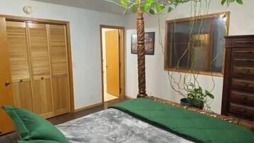 3 Schlafzimmer, Bügeleisen/Bügelbrett, WLAN, Bettwäsche
