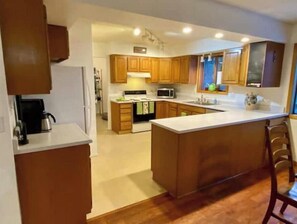 Private kitchen - Home in Juneau (Juneau)