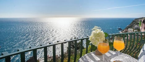 Panoramic Apartment | Balcony