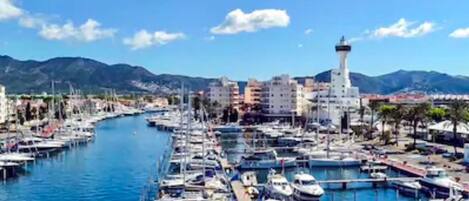 Marina