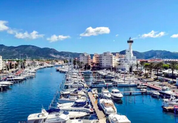 Marina