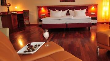 Suíte estúdio | 1 quarto, roupas de cama antialérgicas, cofres nos quartos, escrivaninha