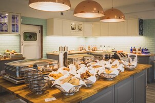 Desayuno buffet incluido todos los días 