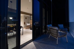 1 bedroom - Stunning Burj View Upside Living Studio (Dubai)