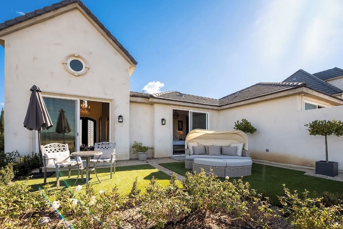 Luxury Suite, Vineyard View | Terrace/patio