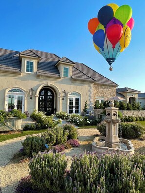 Front of property - Domaine Chardonnay (Temecula)