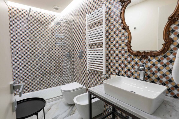 Shower, bidet