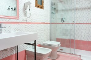Dusche, Bidet