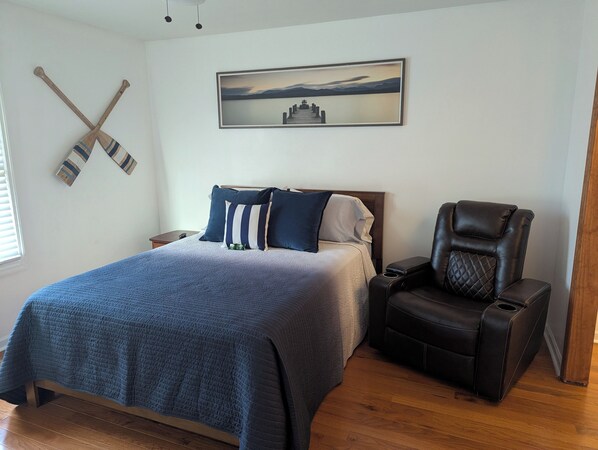 3 chambres, fer et planche à repasser, accès au Wi-Fi (inclus)