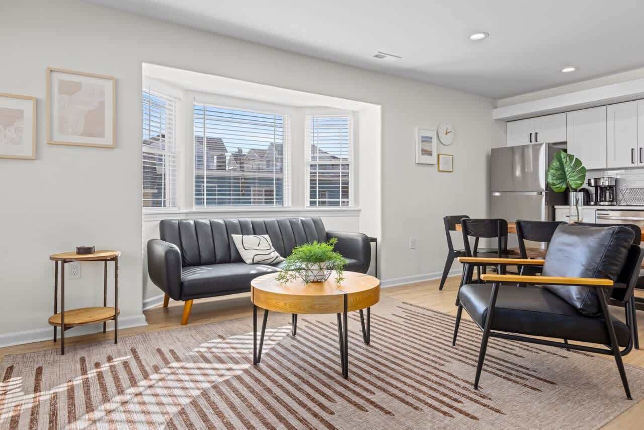 Téléviseur, bureau