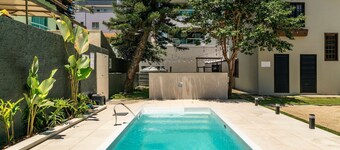 Casa alto padrão com piscina 15 pessoas