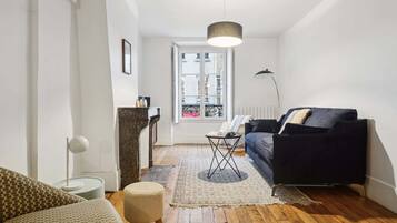 Televisor i oficines