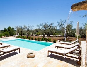 House | Pool | Indoor pool, outdoor pool - Villa in Itria Valley With Infinity Pool (Cisternino)