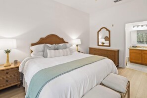 3 habitaciones, tabla de planchar con plancha, cuna de viaje y wifi 
