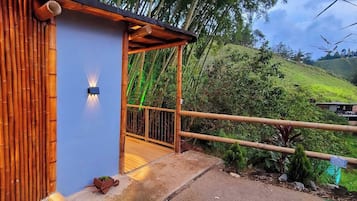 Deluxe Room, Patio, Mountain View | Terrace/patio
