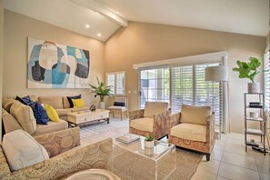 Interior - Desert Retreat - Walk to Indian Wells Tennis (Palm Desert)