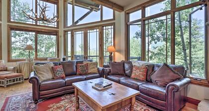 Upscale Ski-in/ski-out Escape w/ Deck + Grill