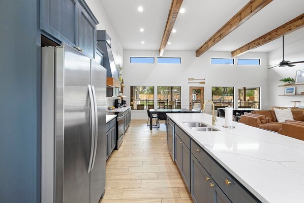 Fridge, microwave, oven, stovetop - Salty Dog @ Frio River Vacation Rentals (Concan)