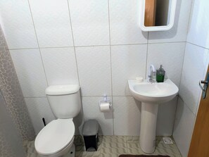 Towels, soap, toilet paper - Tambaquis lagoon  (Estância)