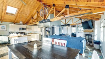 Casa (2 Bedrooms) | Interior