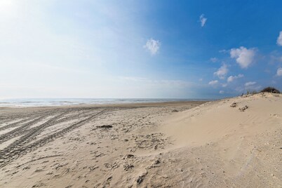 'the Beach House' Bolivar Peninsula Family Getaway