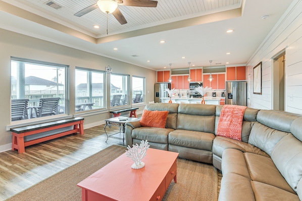 House (4 Bedrooms) | Interior