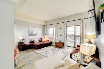 3 Mi to Sugar Mountain Ski Resort: Cozy Getaway!