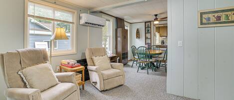 House (2 Bedrooms) | Interior
