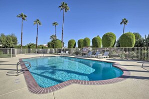 Apartment (3 Bedrooms) | Interior - Condo W/mountain Views-3mi to DT Palm Springs (Palm Springs)