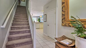 Unclassified image, 4 of 32, button - Kissimmee Home w/ Private Pool < 3 Mi to Disney! (Kissimmee)