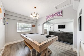 Cottage (3 Bedrooms) | Interior - 1 Mi to Beach: Sunny Lantana Cottage w/ Pool! (Lantana)