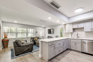 Cottage (3 Bedrooms) | Interior